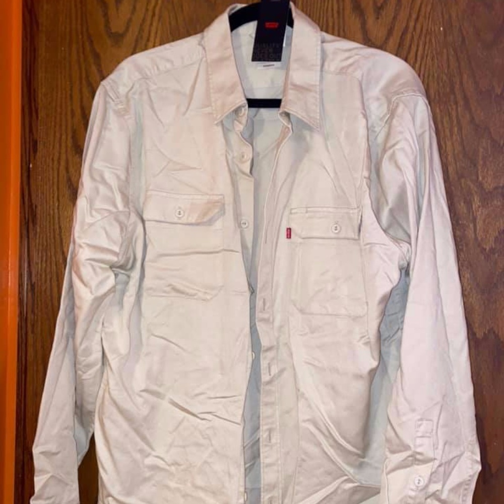 Levi's button up